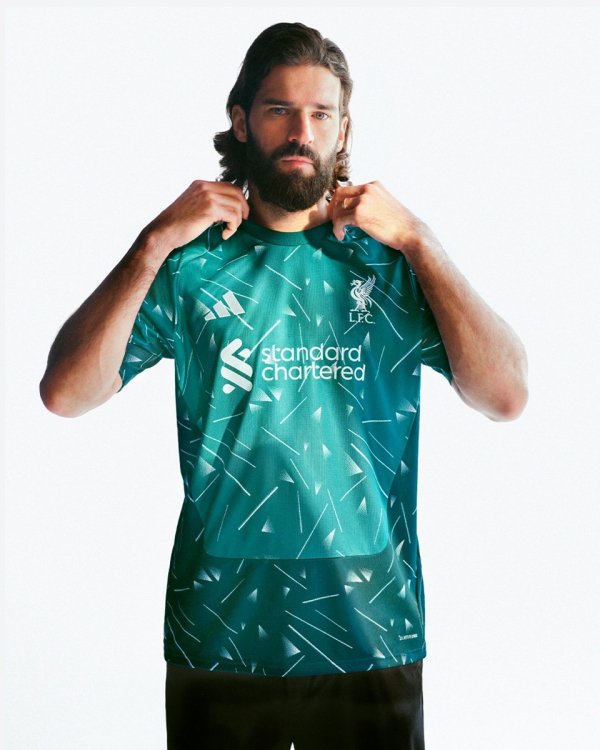 激レア　　14-15 リヴァプール　キーパーユニ　Mサイズ LFC ゴールキーパー ユニフォーム 24/25 | リヴァプールFC公式ストア