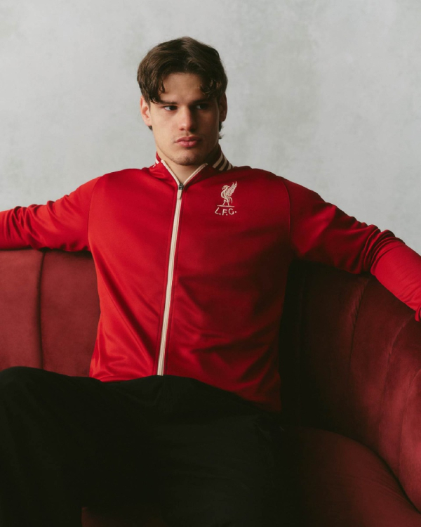 Virgil Van Dijk LFC Shirts & Souvenirs
