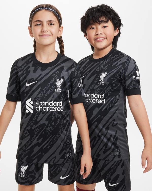 Liverpool away goalkeeper kit junior on sale