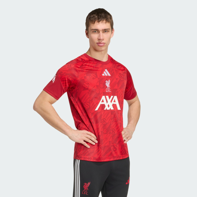 kb5790_f_model_ecom_1_.jpeg