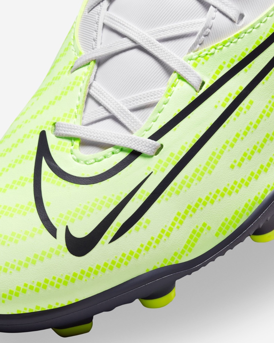 Nike youth soccer cleats hypervenom clearance