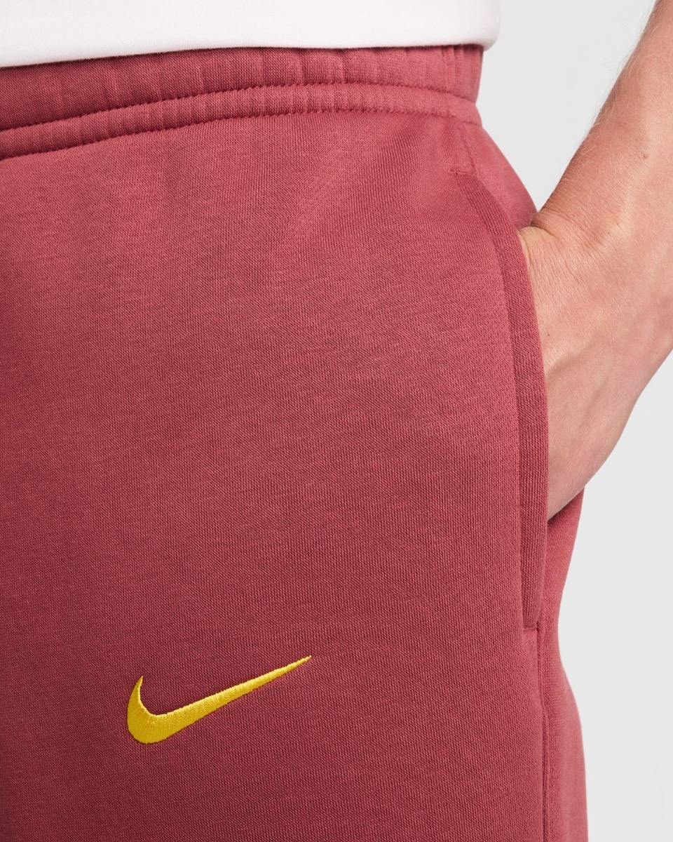 LFC Nike Mens 24 25 Joggers Red