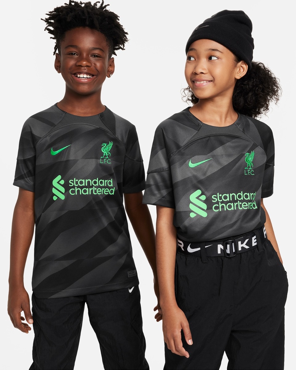 Boys liverpool goalie kit on sale