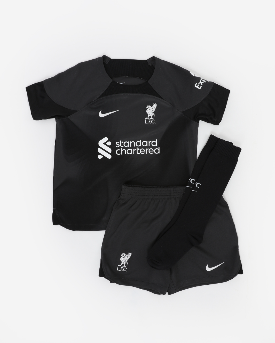 Liverpool junior goalkeeper kit online