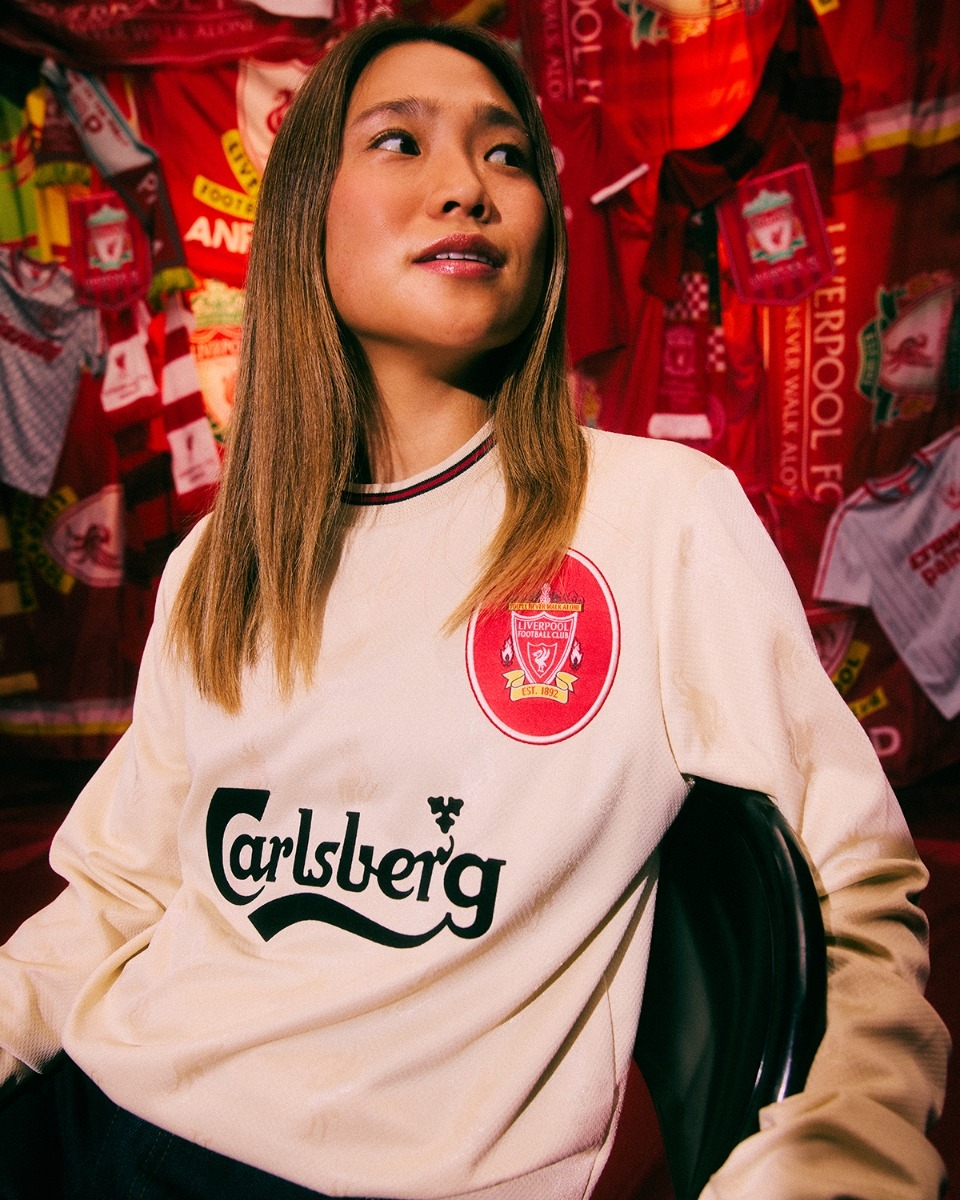 LFC Retro Adults 96/97 Long Sleeve Away Shirt