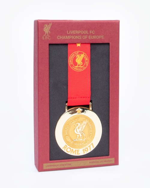 https://store.liverpoolfc.com/media/catalog/product/cache/b9092b51ecc4f763bcb6a21acb63c32f/a/2/a23co12.jpg