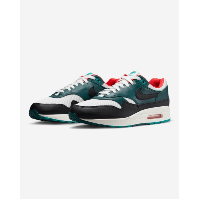 LFC X LeBron Air Max 1 - Official Liverpool FC Store